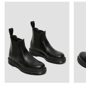 Dr. Martens 2976 Mono Smooth Leather Chelsea Boots – Jet Black